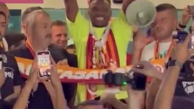 Galatasaray Fans Welcome Victor Osimhen (Video) 7 18750686 Incollage20240903062304774 Jpeg640B3318B09Bf525Cc92B299A665239B